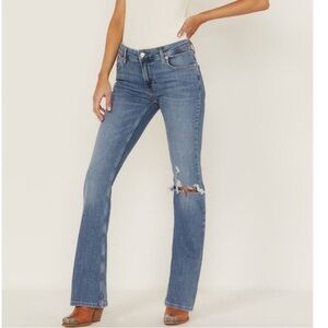 Free People Carmen Flare Jeans in Vintage Indigo Size 29 / 8